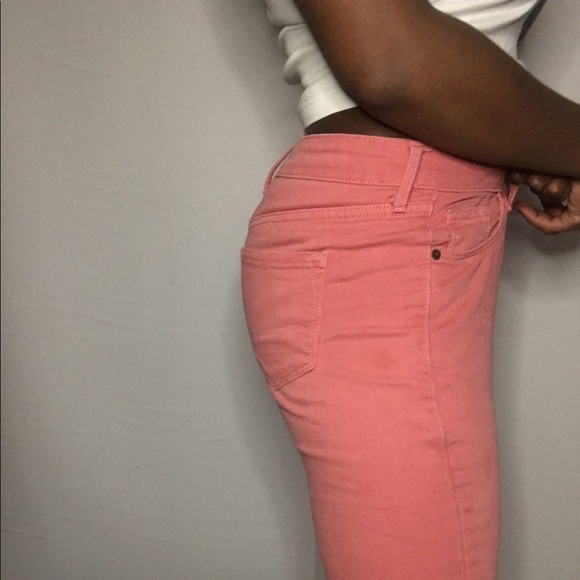 Pink low rise jeans in really good quality. - Picture 5 of 7